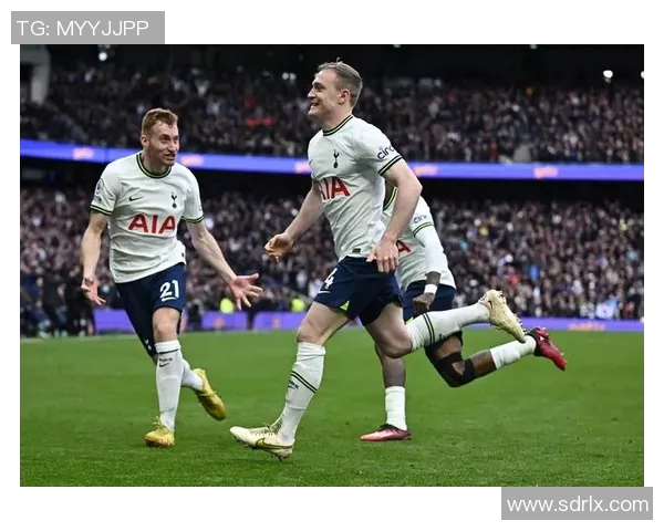 林茨主场迎战热刺期待精彩对决双方球迷热情高涨气氛火爆